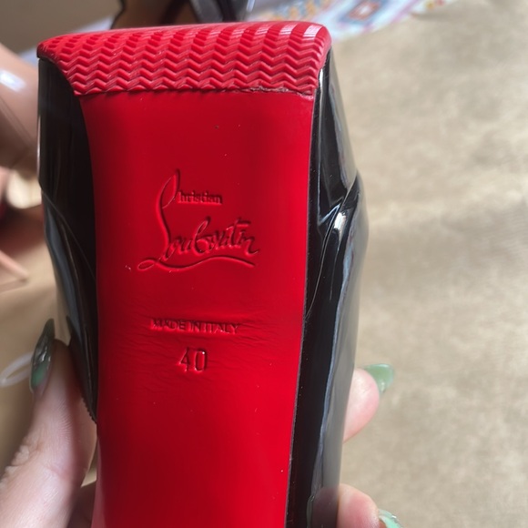 Christian Louboutin hot chick Alta - Picture 6 of 11